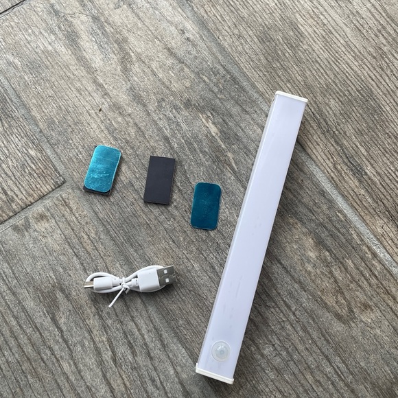 Smart Motion Sensor Light Kitchen bathroom. USB Rechargeable Led Lights . - Picture 3 of 5